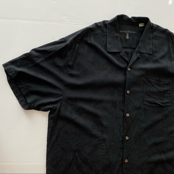 SOLD Tommy Bahama Silk Button Front - Picture 2 of 9